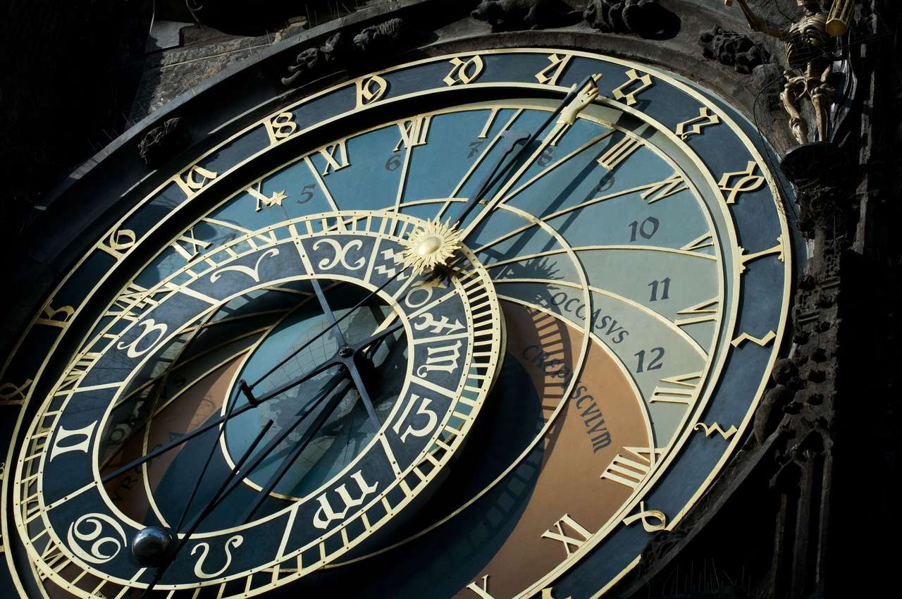 Zegar astronomiczny puzzle online ze zdjęcia