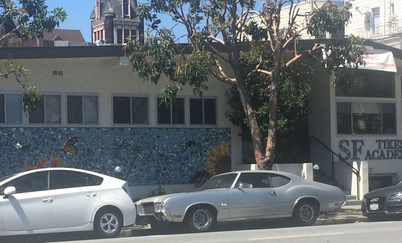 autka na ulicy puzzle online ze zdjęcia
