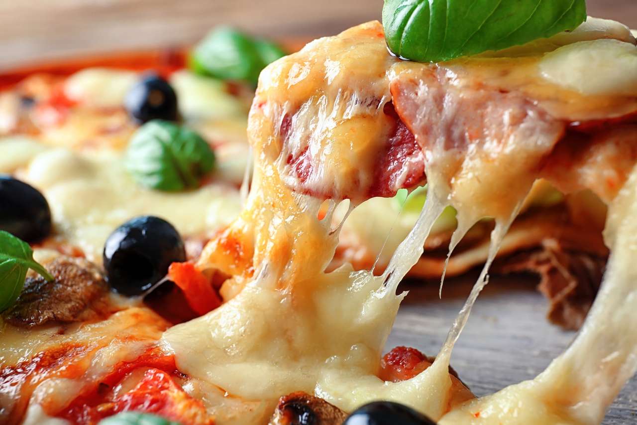 Domowa włoska pizza puzzle online