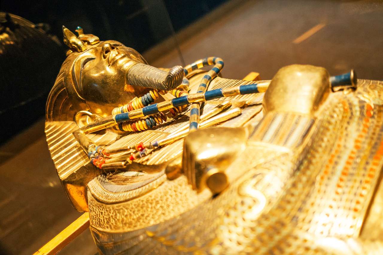 Złota maska ​​faraona puzzle online ze zdjęcia