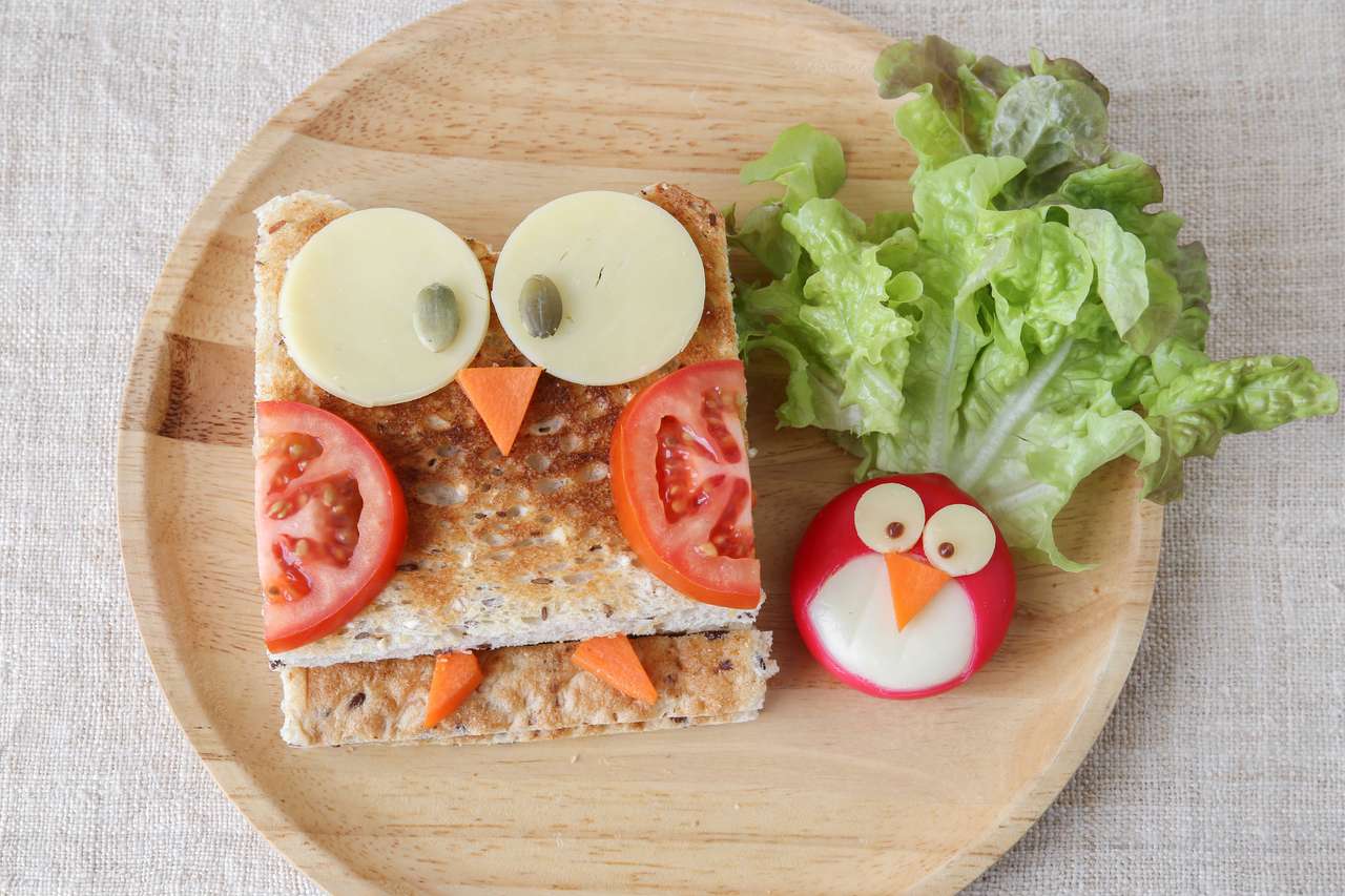Sowa zdrowa kanapka puzzle online ze zdjęcia
