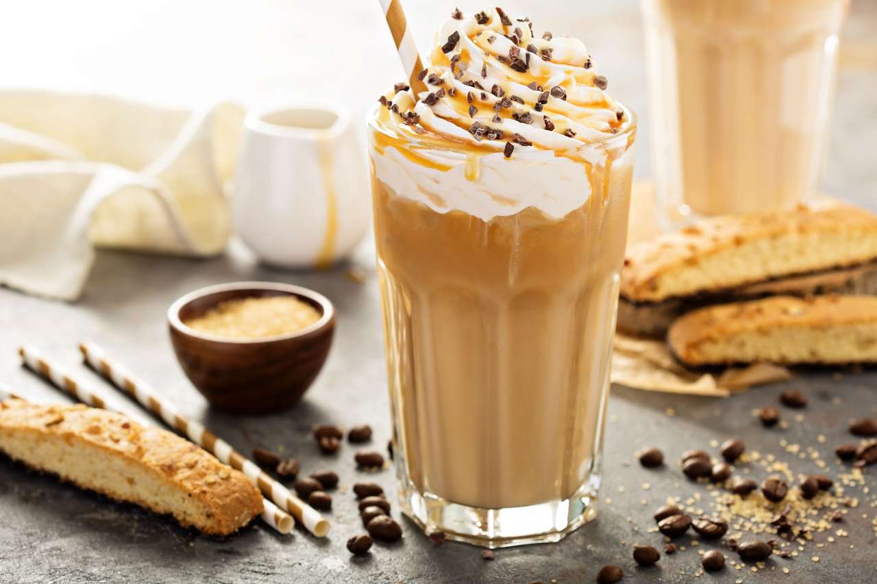 Lodowa karmelowa kawa latte puzzle online ze zdjęcia
