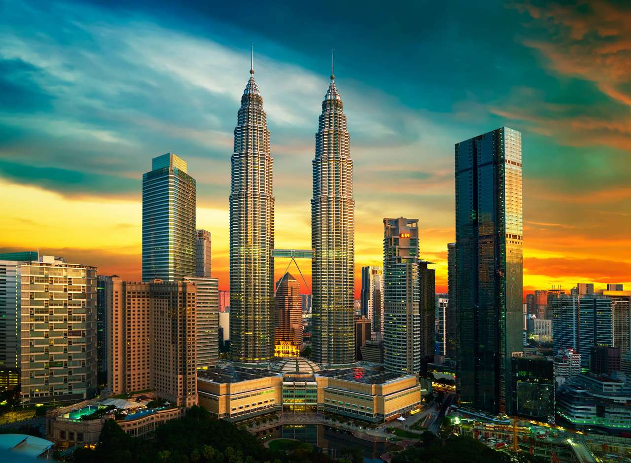 Kuala Lumpur Skyline. puzzle online