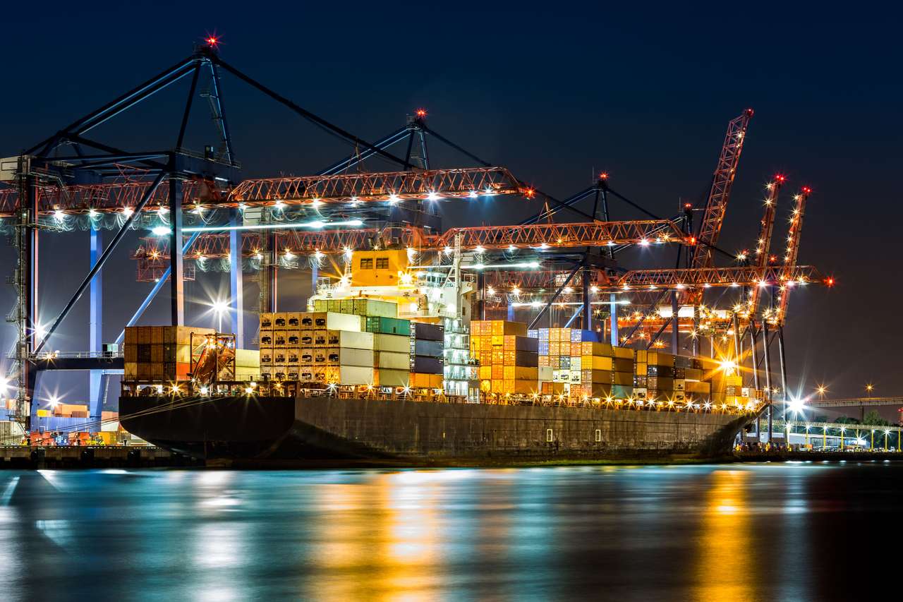Statek towarowy załadowany w Nowym Jorku puzzle online ze zdjęcia