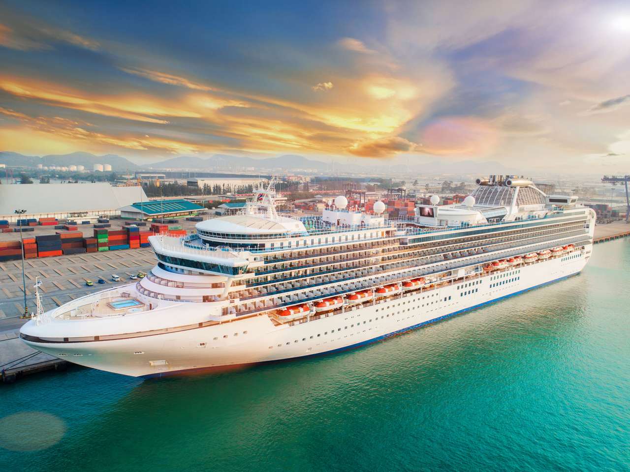 Star statek pasażerski Star Cruise puzzle online