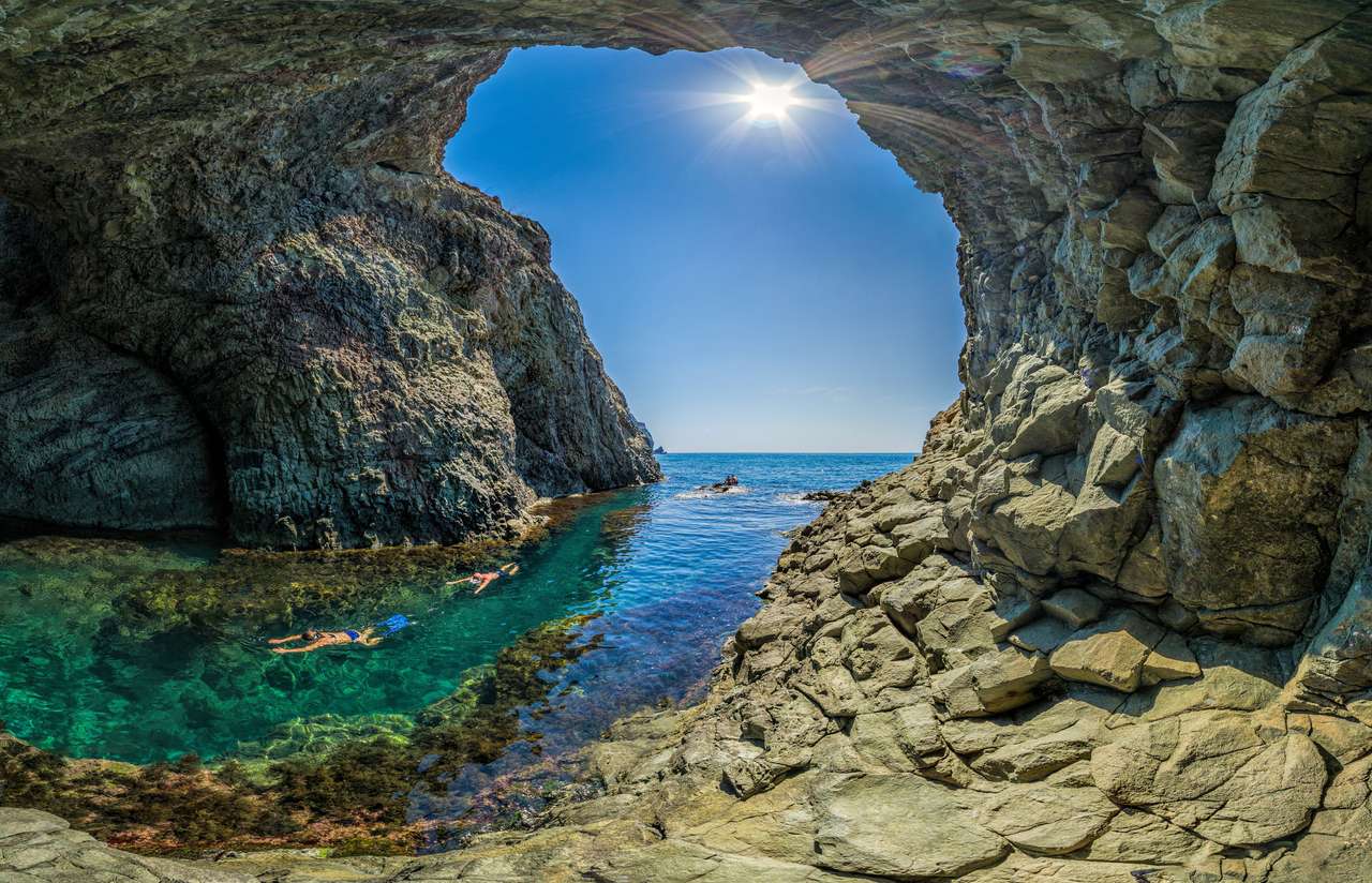 Dianas Grotto Sewastopol. puzzle online ze zdjęcia