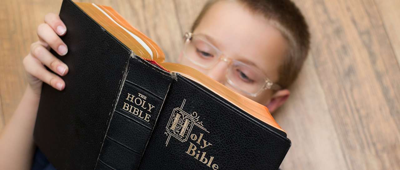 Biblia puzzle online ze zdjęcia