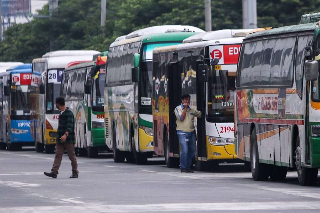 Autobus na Filipinach puzzle online ze zdjęcia