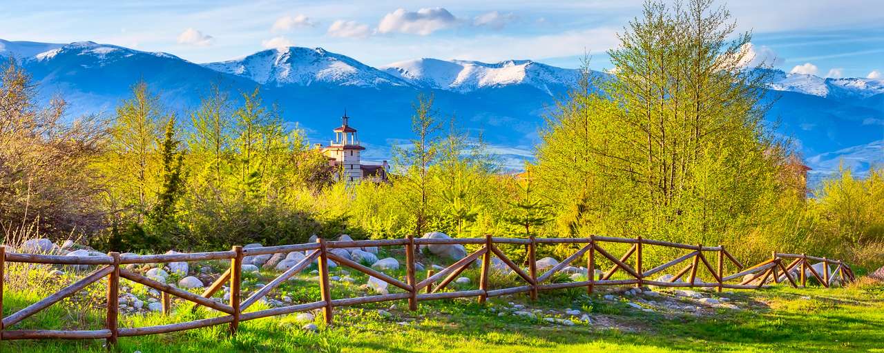 Bansko, Bułgaria wiosenny krajobraz puzzle online ze zdjęcia