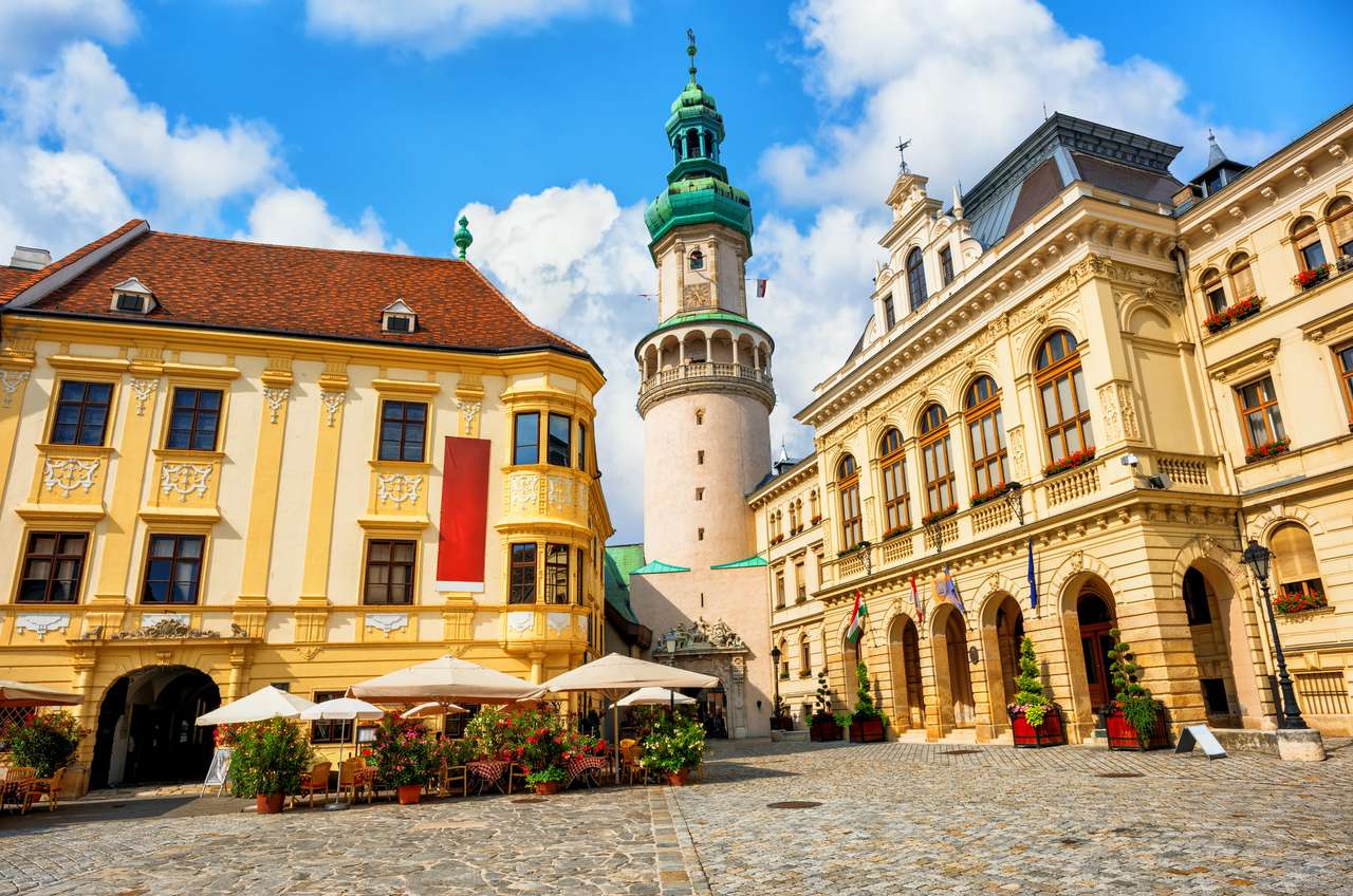 Stare miasto w Sopron, Węgry puzzle online