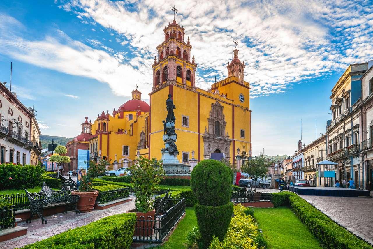 fasada katedry guanajuato w meksyku puzzle online ze zdjęcia