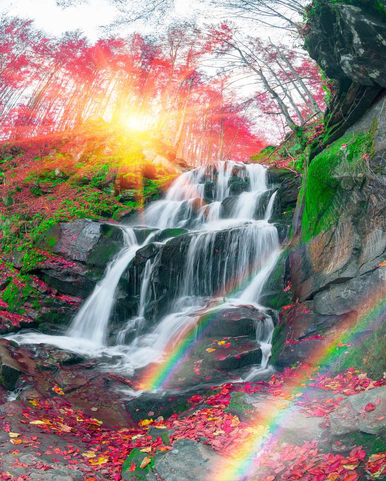 słynny alpejski piękny wodospad Borzhava puzzle online
