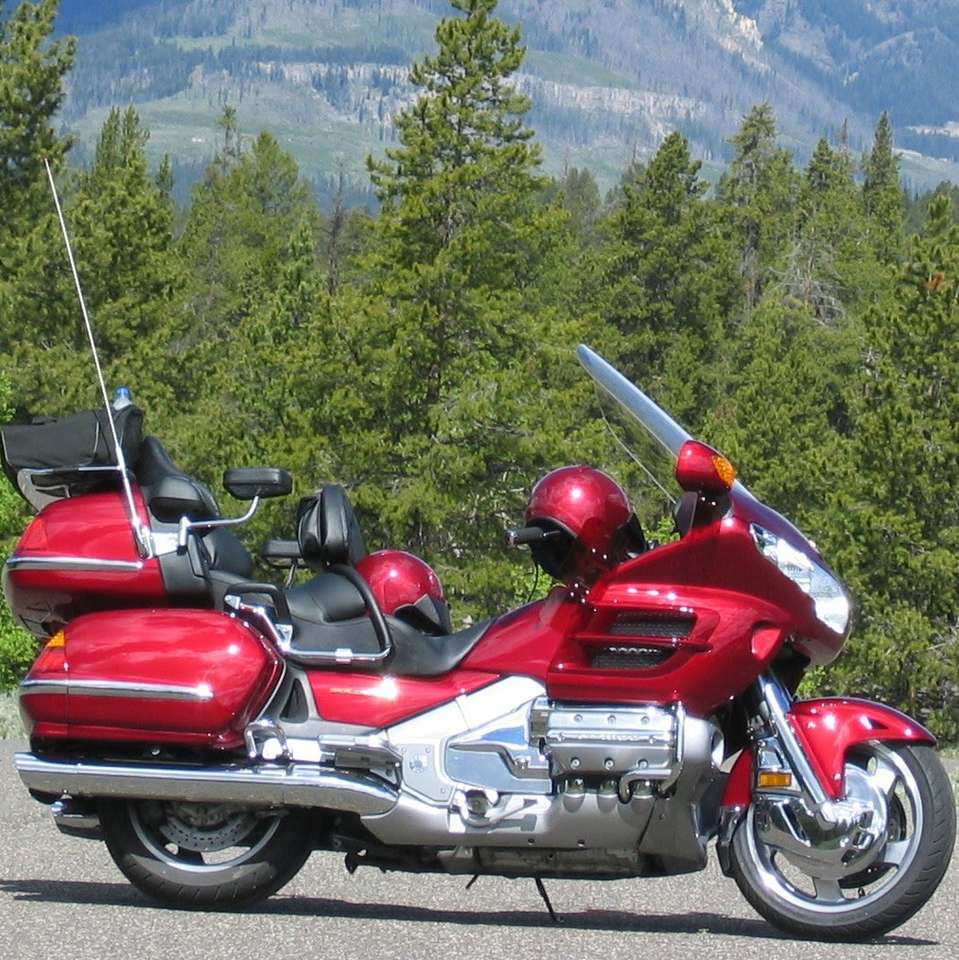 Motocykl w Yellowstone puzzle online ze zdjęcia