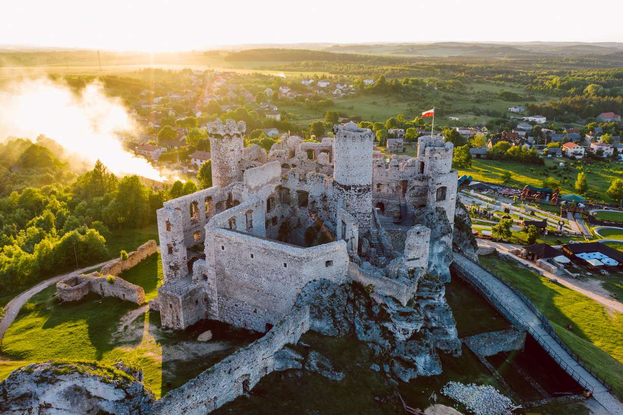 ruiny średniowiecznego zamku w Ogrodzieńcu, Polska puzzle