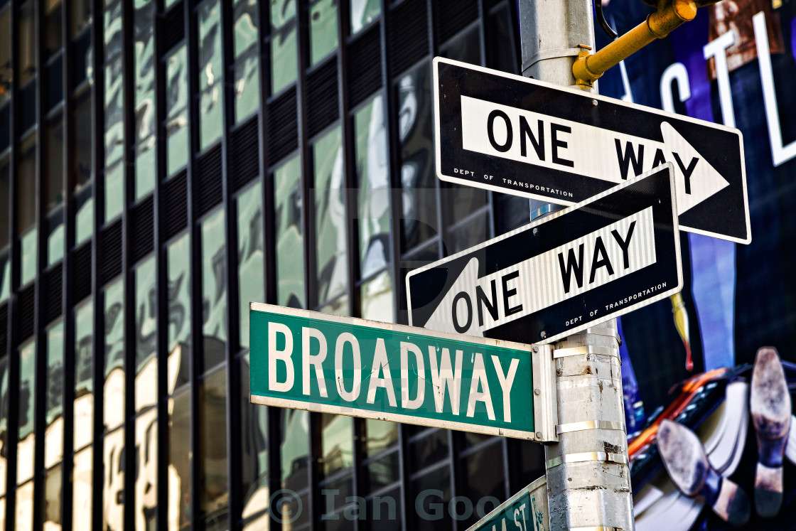 Znak na Broadwayu puzzle online ze zdjęcia