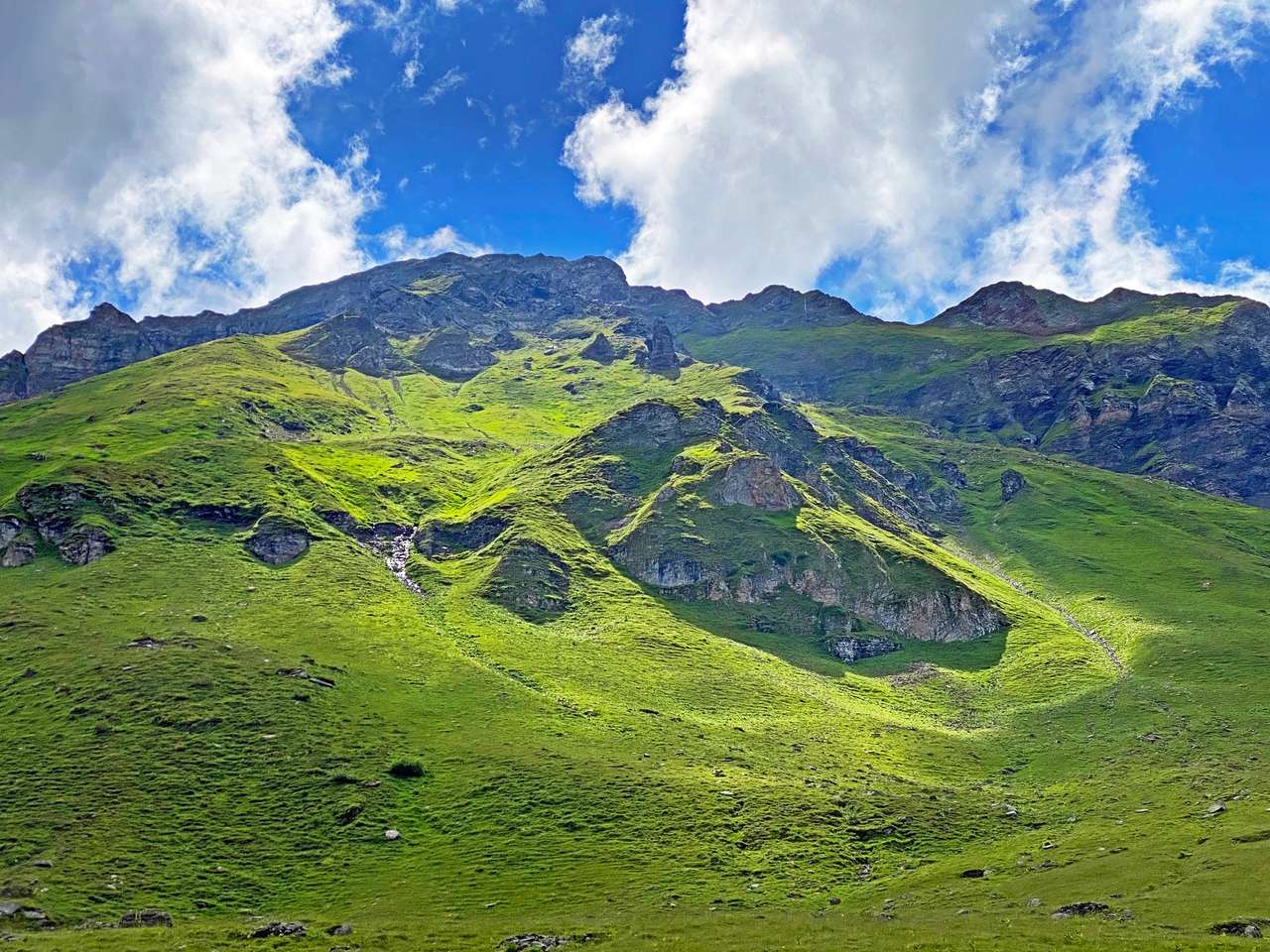 Alpejskie szczyty Glogghues i Fulenberg puzzle online ze zdjęcia