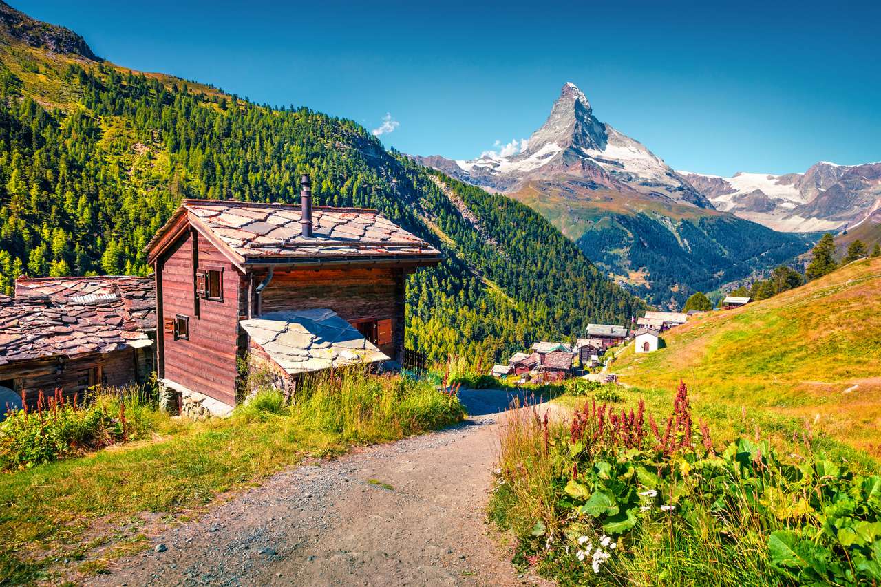 Słoneczny letni poranek w wiosce Zermatt puzzle online ze zdjęcia
