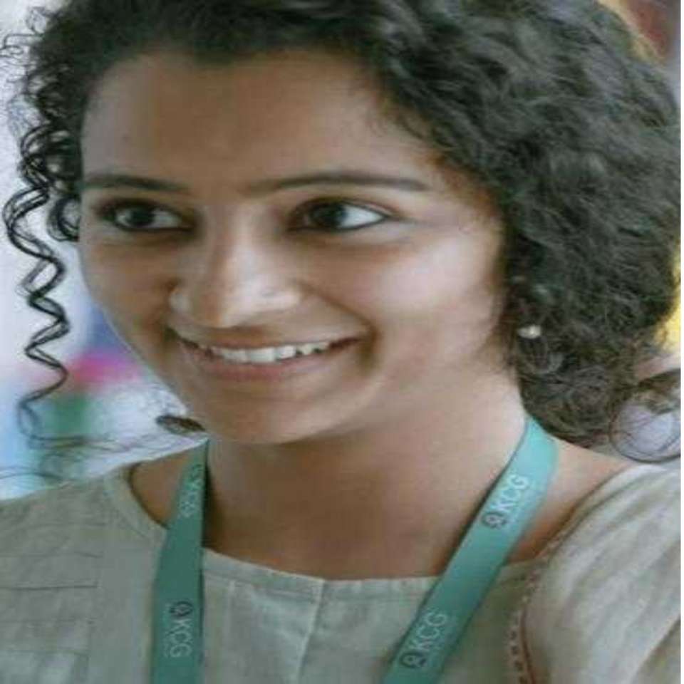 Dharshana Rajendran – aktorka puzzle online ze zdjęcia