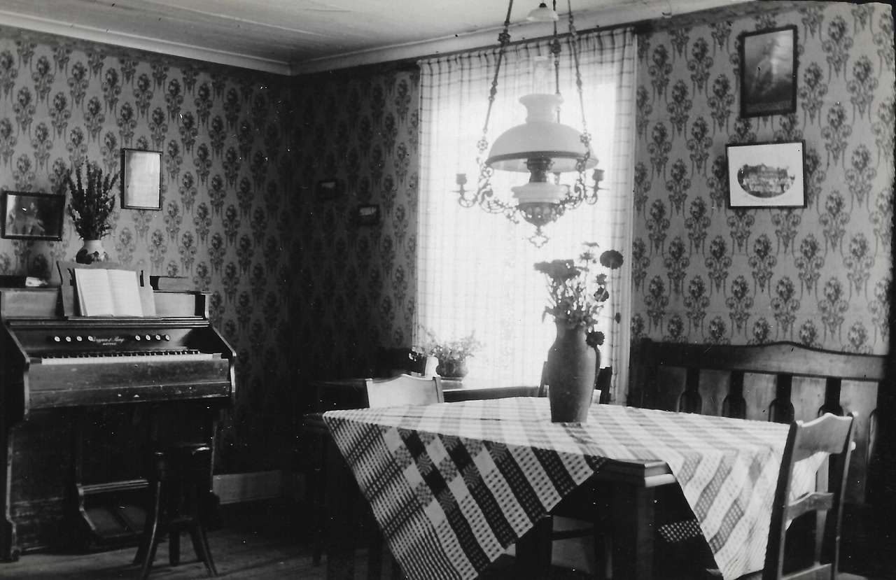 dom lat 30. puzzle online ze zdjęcia