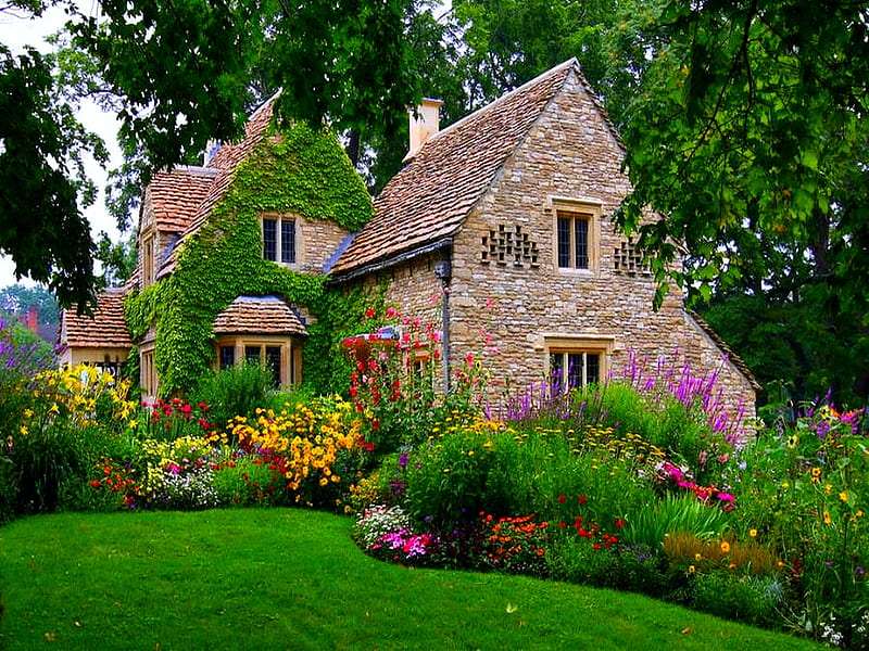 Domek Z Kwiatami i Drzewami puzzle ze zdjęcia