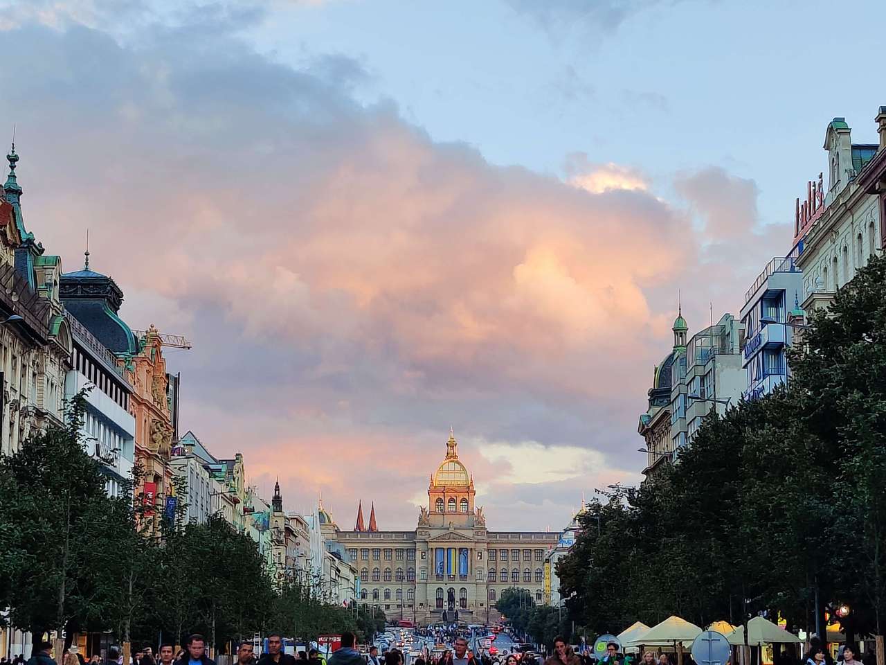 Zachód słońca nad Pragą puzzle online