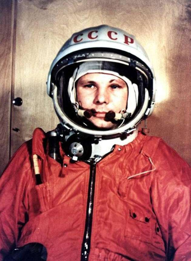 Jurij Gagarin puzzle online