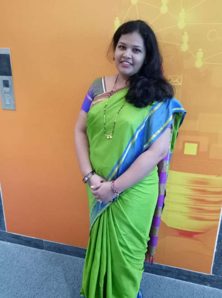 Wszystkiego najlepszego pani Deepali! puzzle online ze zdjęcia