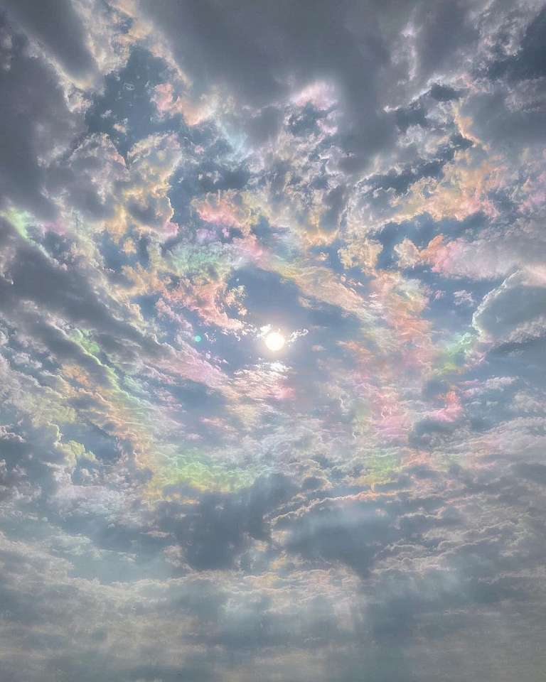 piękne tęczowe chmury puzzle online ze zdjęcia