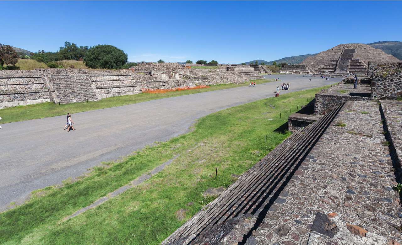 droga umarłych – Teotihuacan puzzle online ze zdjęcia