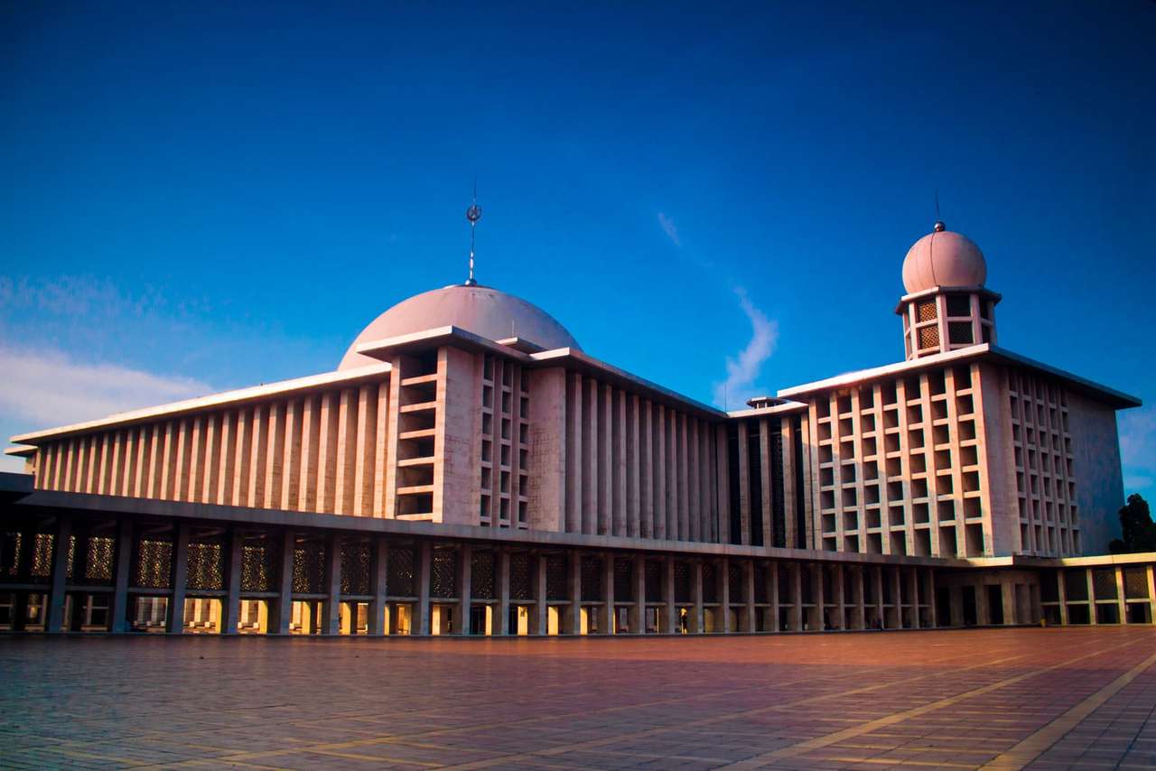 Masjid istiqlal puzzle online ze zdjęcia