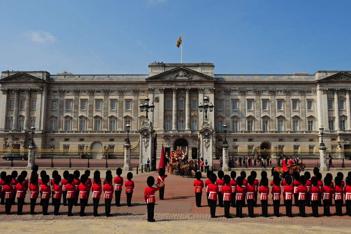 Pałac Buckingham puzzle online ze zdjęcia