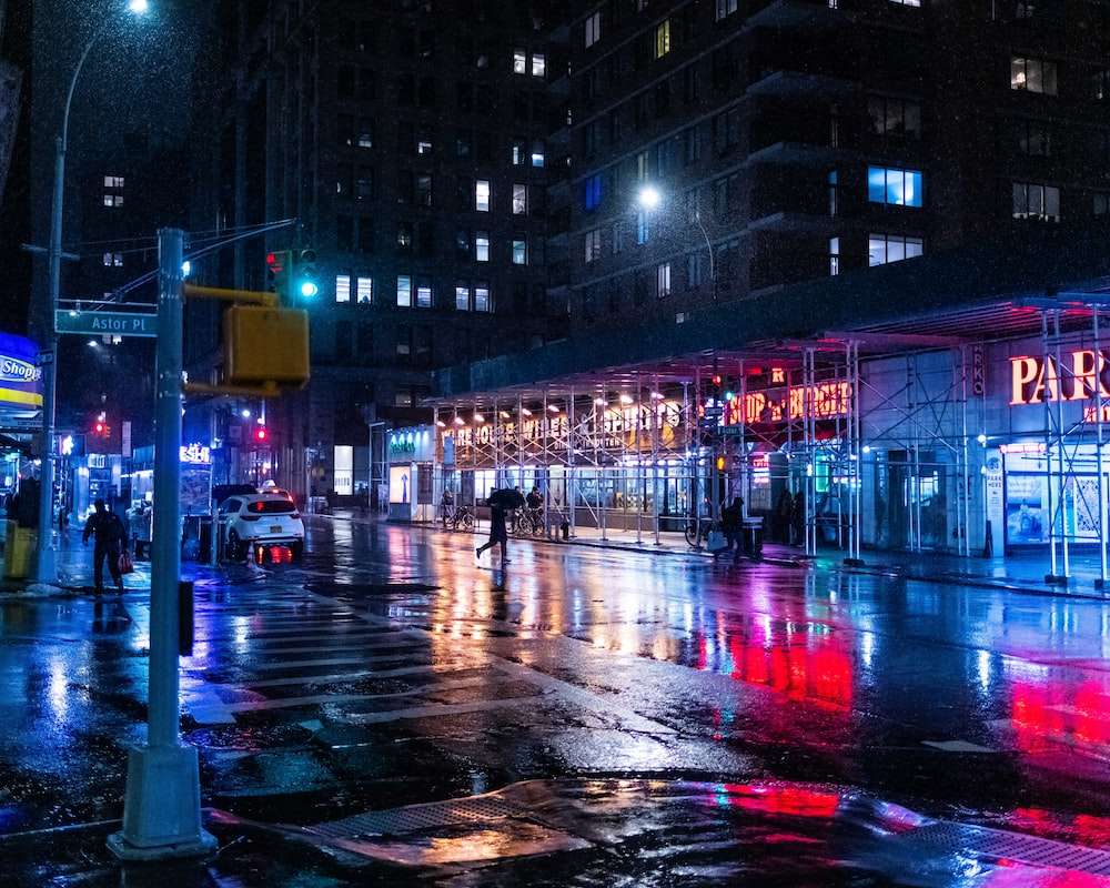 Deszczowe miasto puzzle online ze zdjęcia