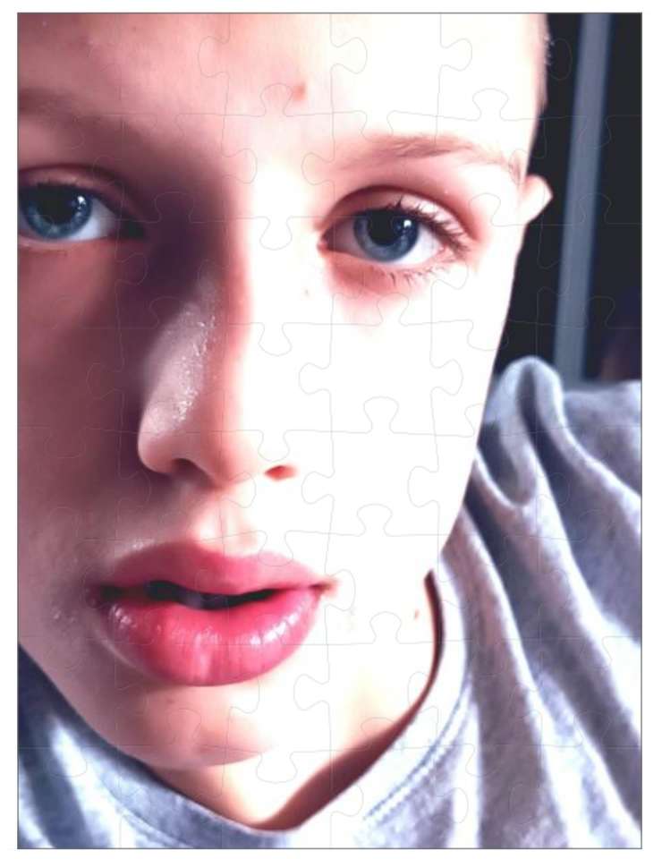 Krystian autismboy puzzle online ze zdjęcia