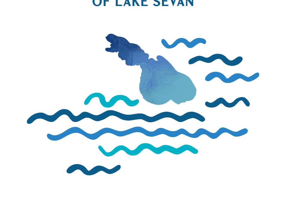 Jezioro Sevan i jego fale w innym kolorze puzzle online ze zdjęcia