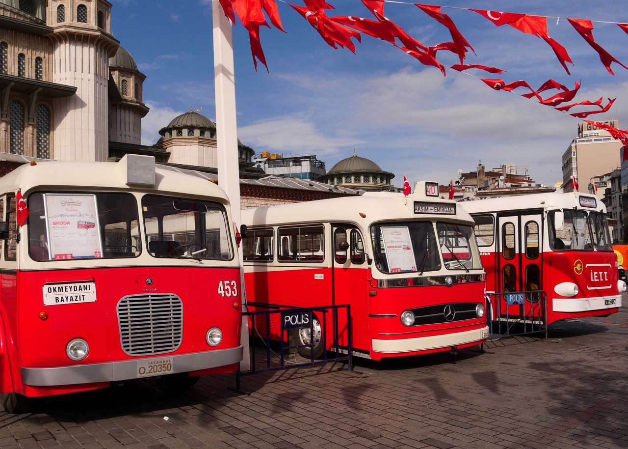 plac Taksim w Stambule puzzle online ze zdjęcia