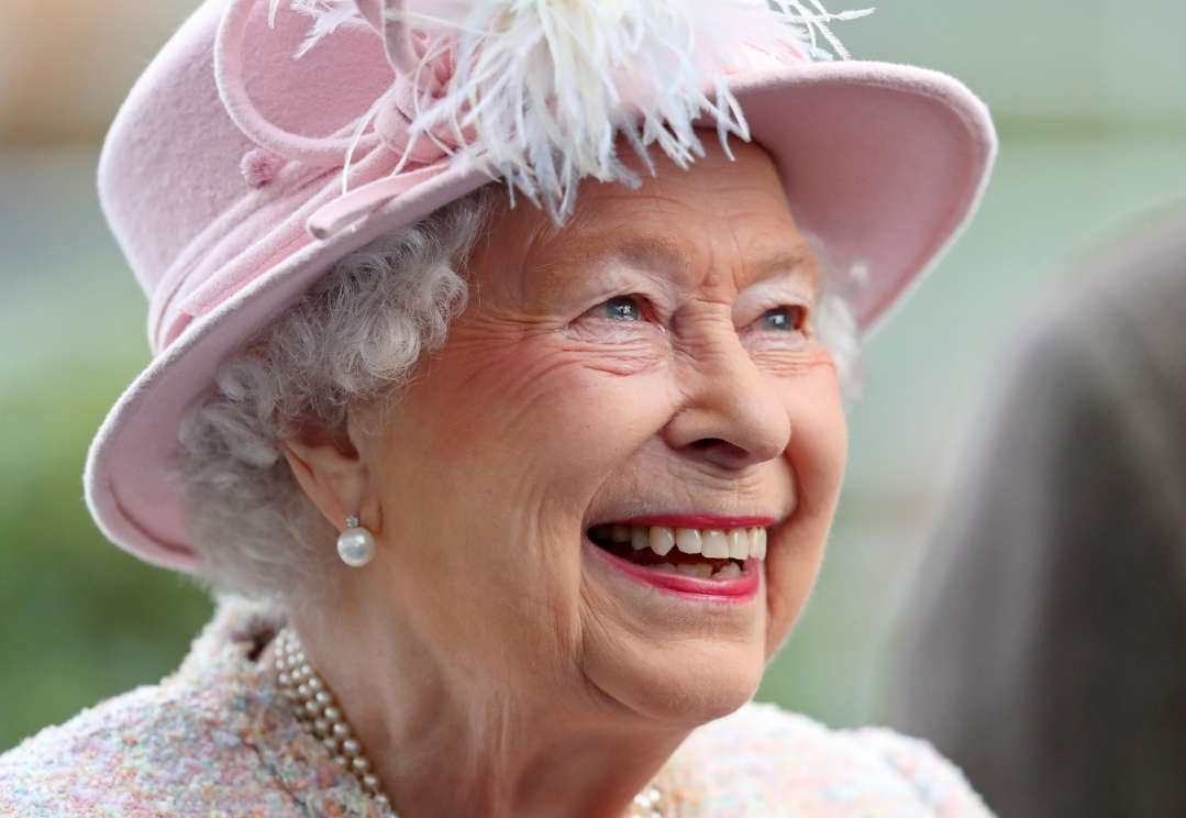 Królowa Wielkiej Brytanii puzzle online