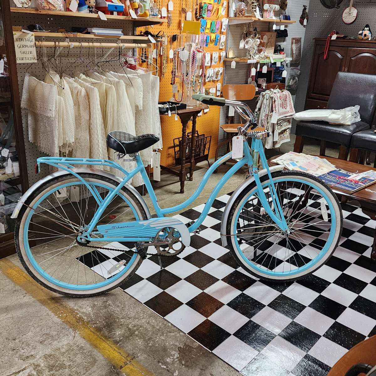 klasyczny niebieski rower puzzle online ze zdjęcia