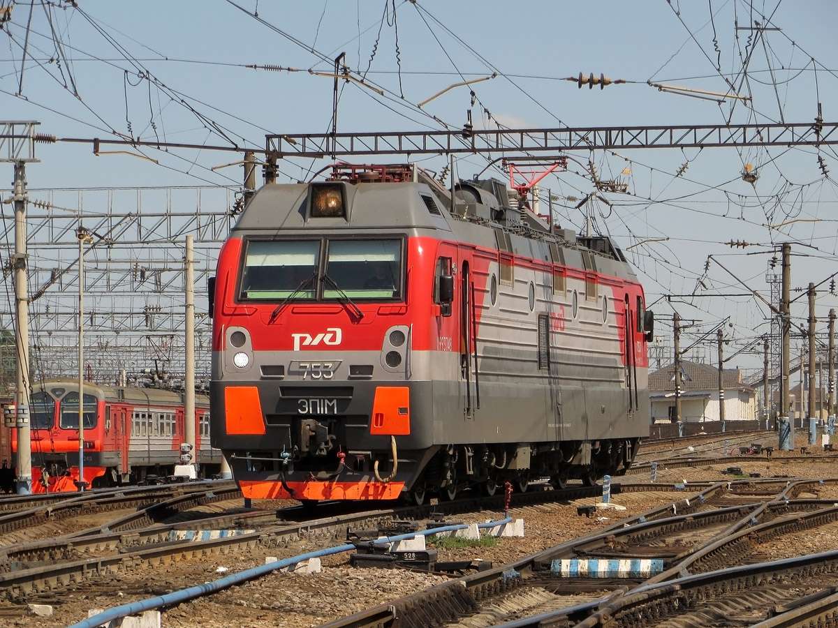 lokomotywa elektryczna ep1m-753 puzzle online ze zdjęcia
