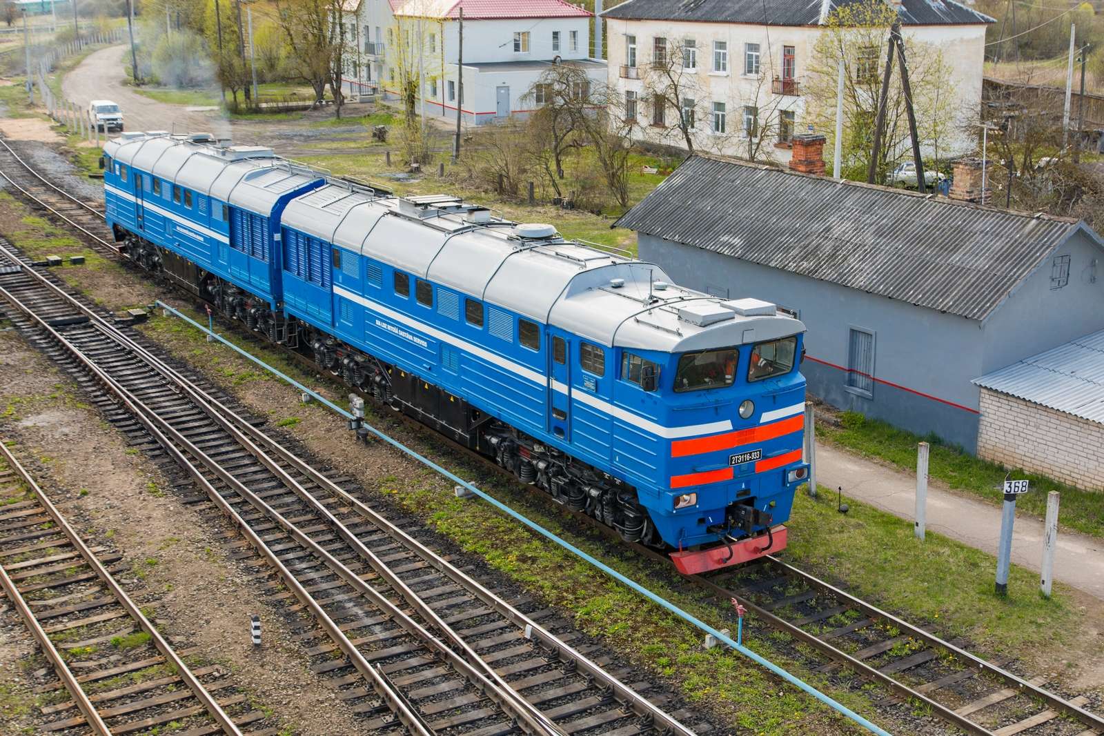lokomotywa 2TE 116-933 puzzle online ze zdjęcia