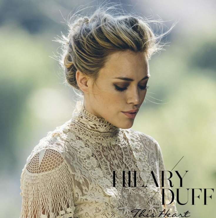 Hilary Duff to serce puzzle online ze zdjęcia