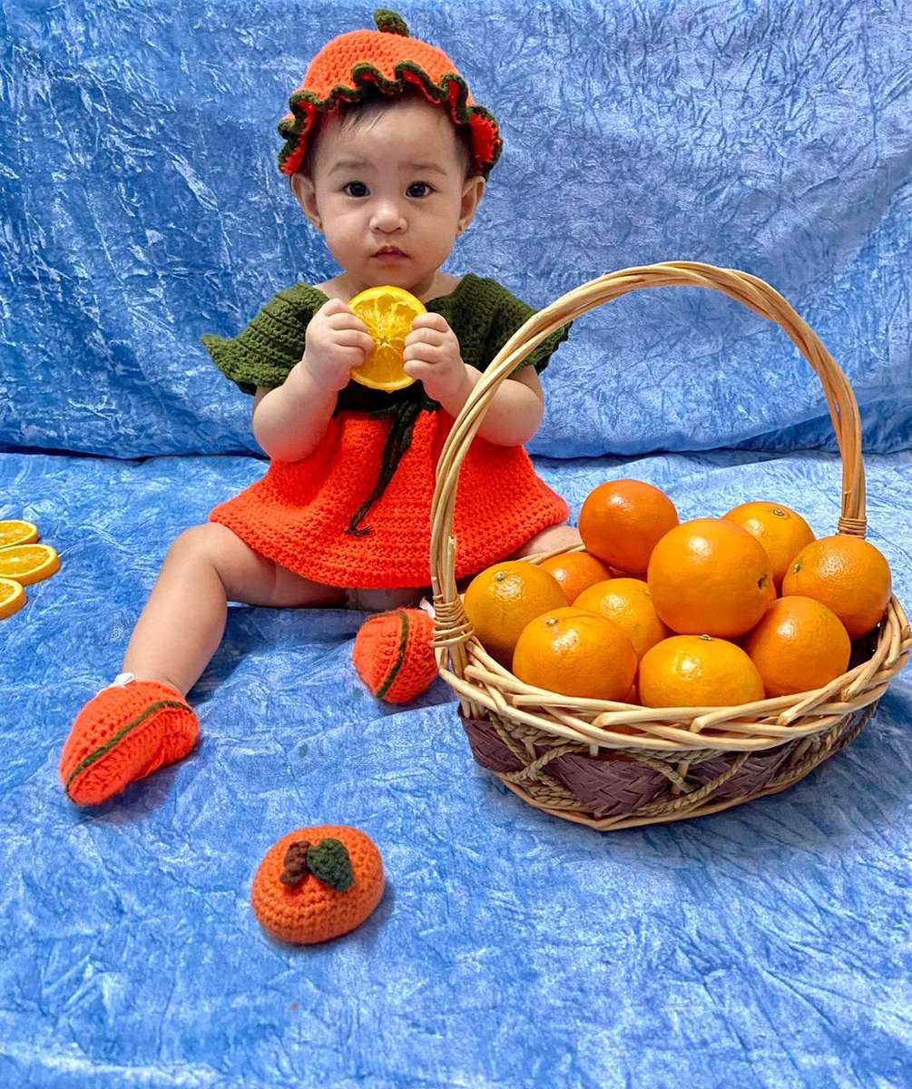 Pomarańcza Mikkai puzzle online