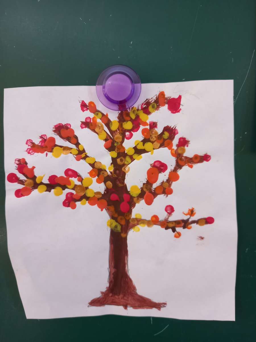 Autumn's tree puzzle online