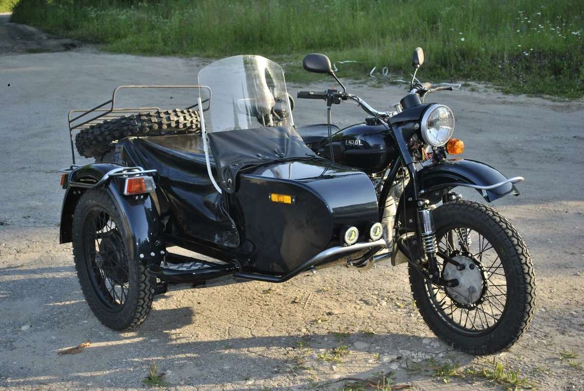 motocykl URAL puzzle online ze zdjęcia