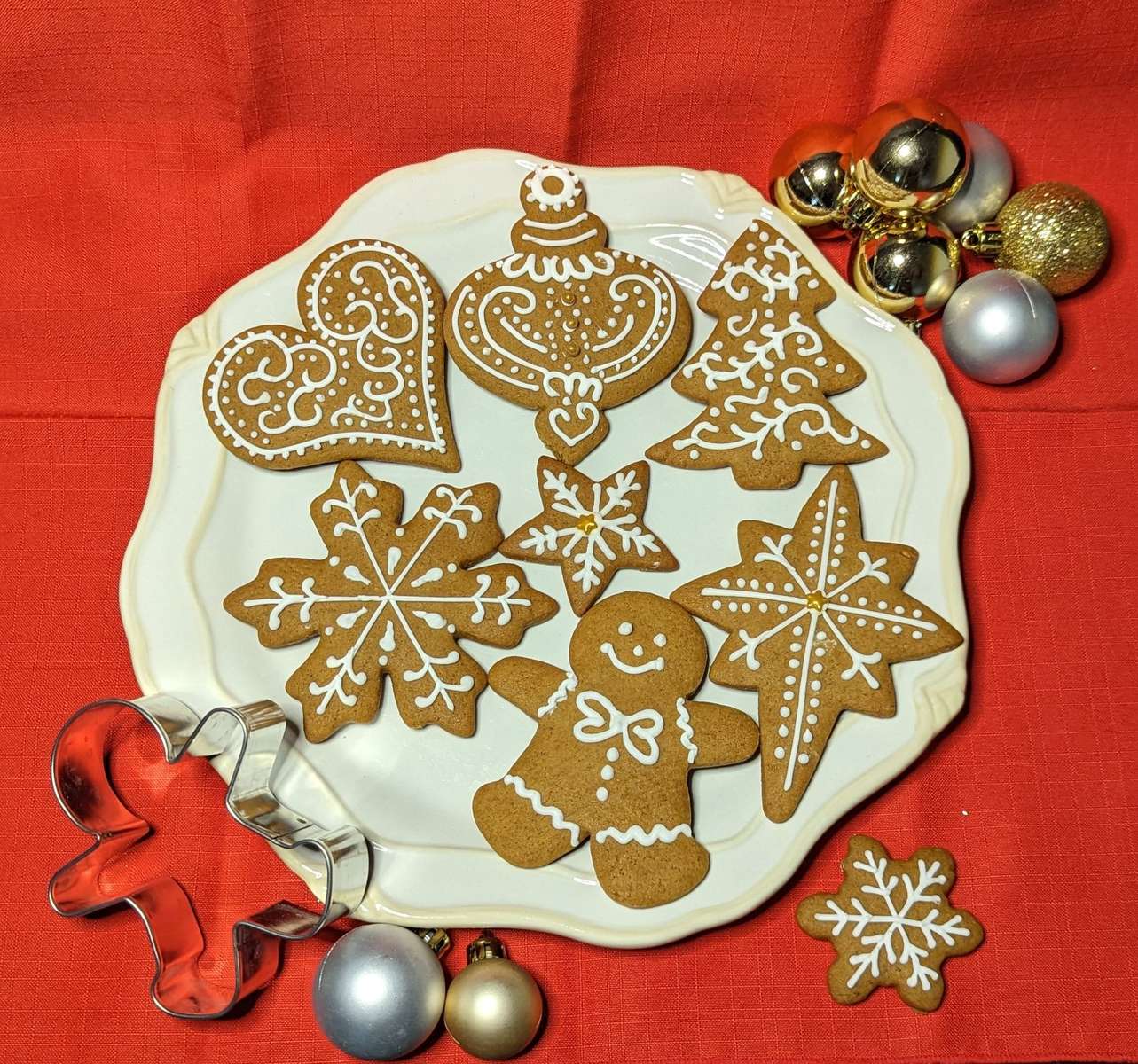 Dzień 1 Świąteczne ciasteczka puzzle online ze zdjęcia