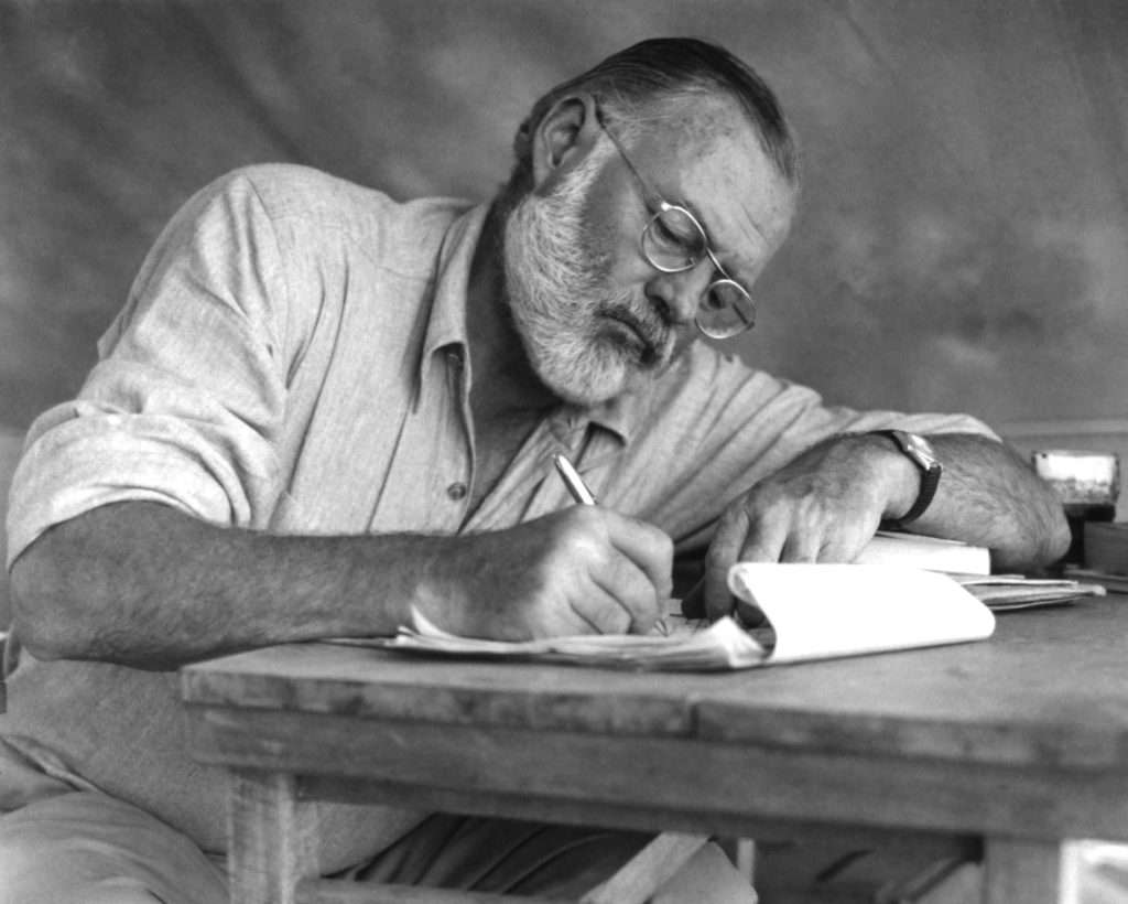 Ernest Hemingway puzzle online ze zdjęcia