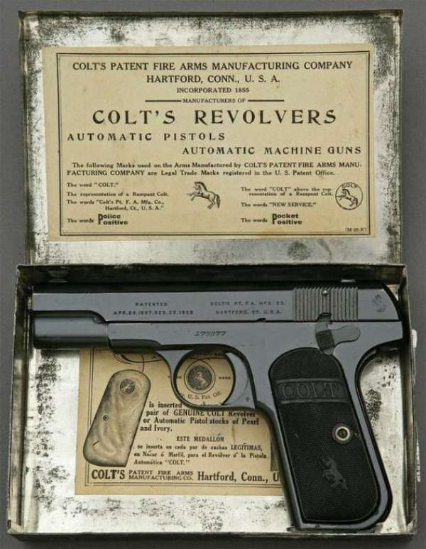 Klasyczny Colt. 45 puzzle online ze zdjęcia