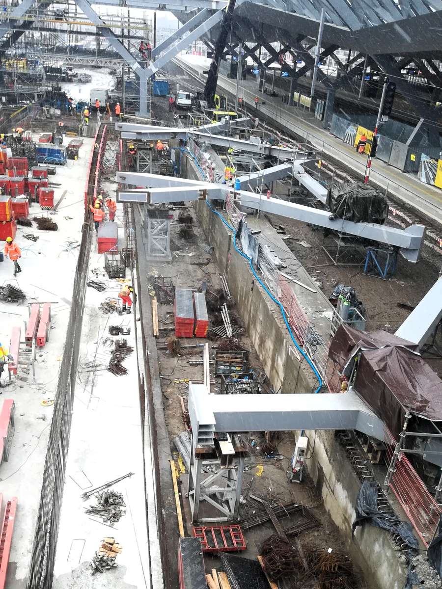 Warsaw West Railway Station improvement works puzzle online ze zdjęcia