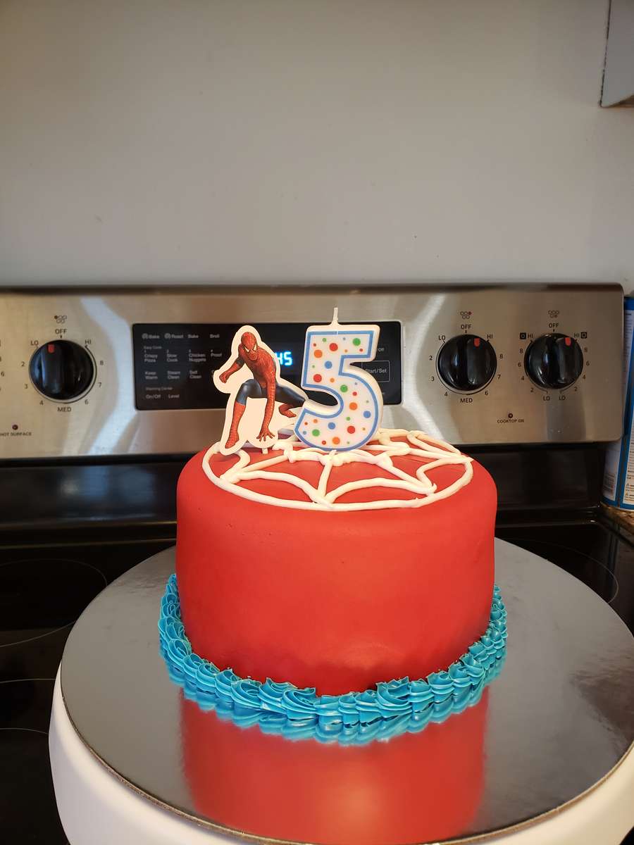 tort na urodziny puzzle online