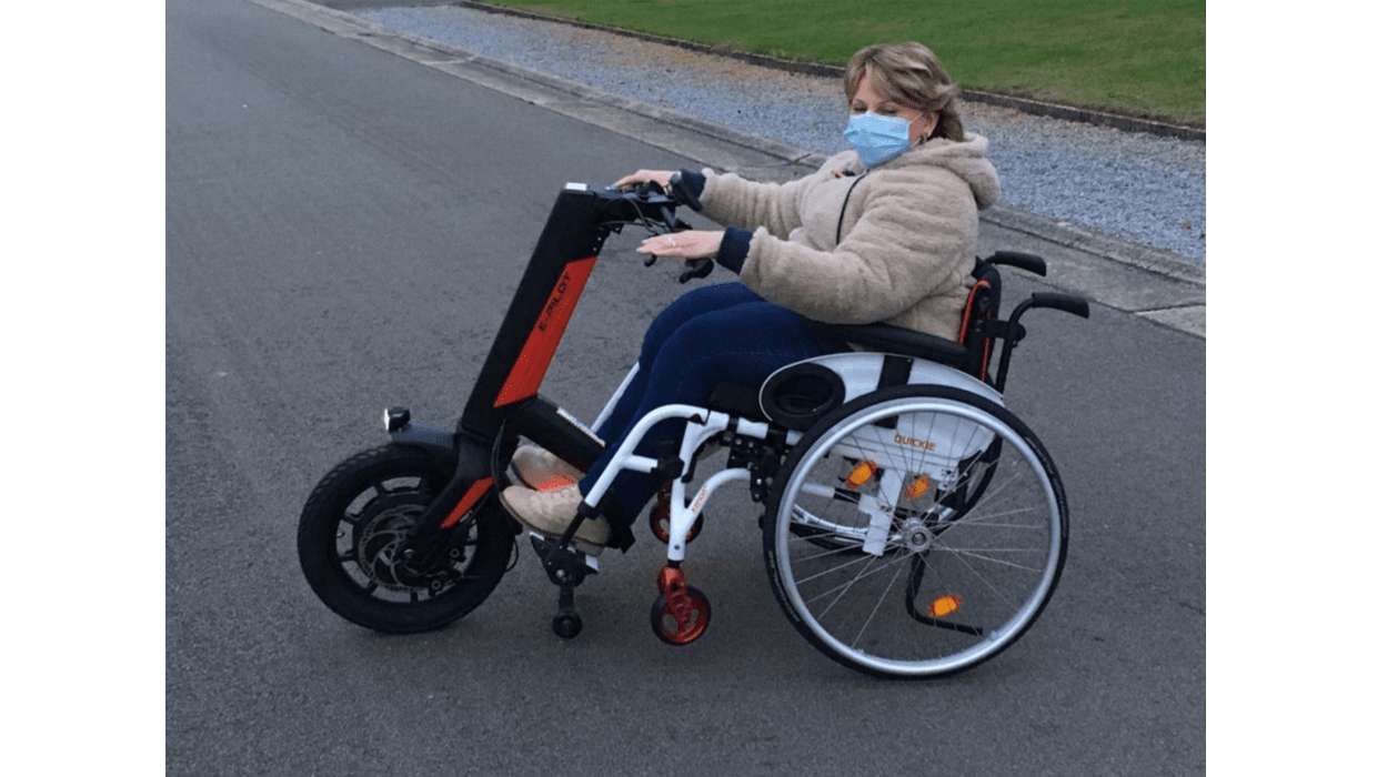 wózek inwalidzki puzzle online ze zdjęcia