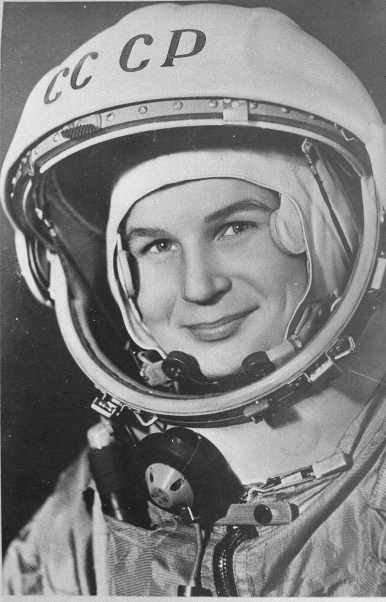 Walentyna Tereshkova puzzle online ze zdjęcia